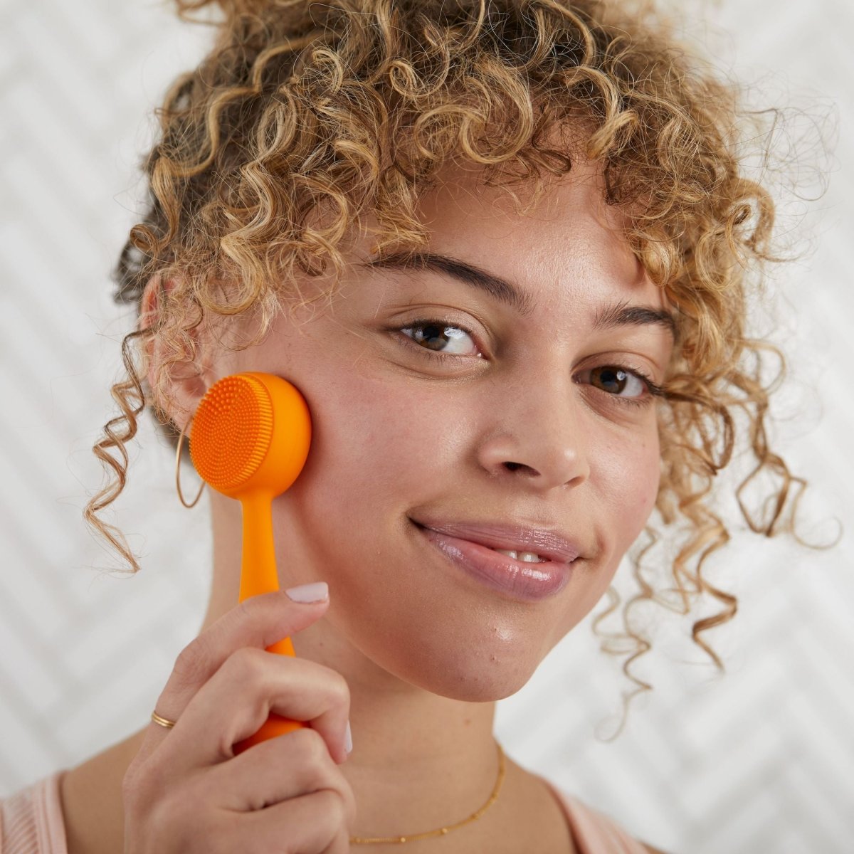 PMD Clean Mini | Cepillo Facial de Silicona para Limpieza Profunda y Rejuvenecimiento Facial